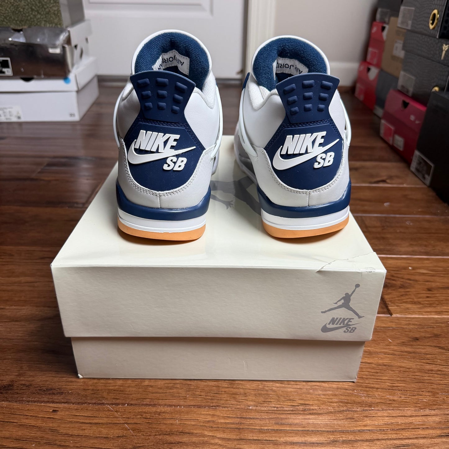 Jordan 4 SB Navy (Pre-Owned)