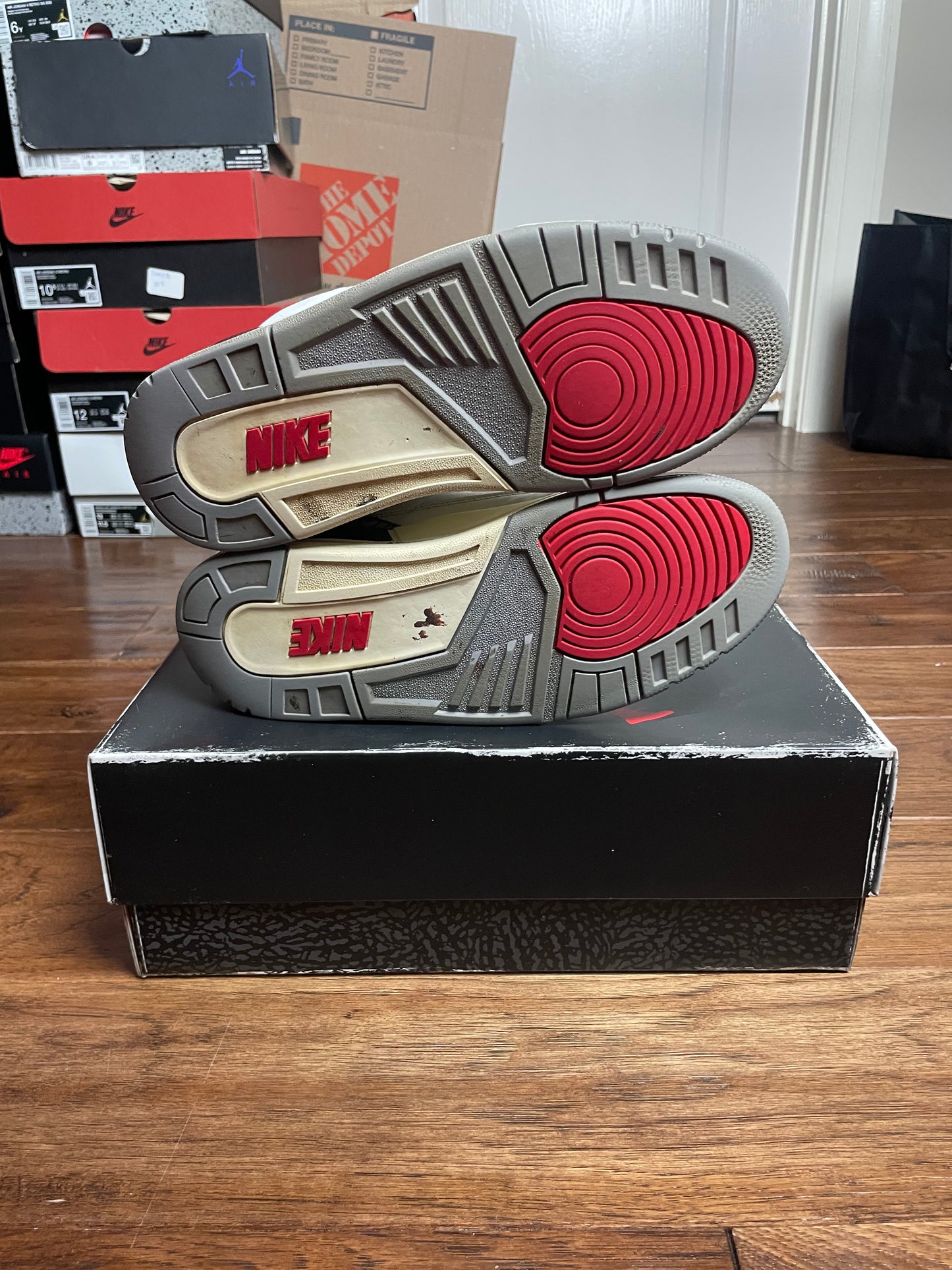 Jordan 3 White Cement Reimagined (Pre-Owned)