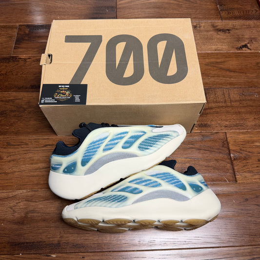Yeezy 700 V3 Kyanite (Pre-Owned)