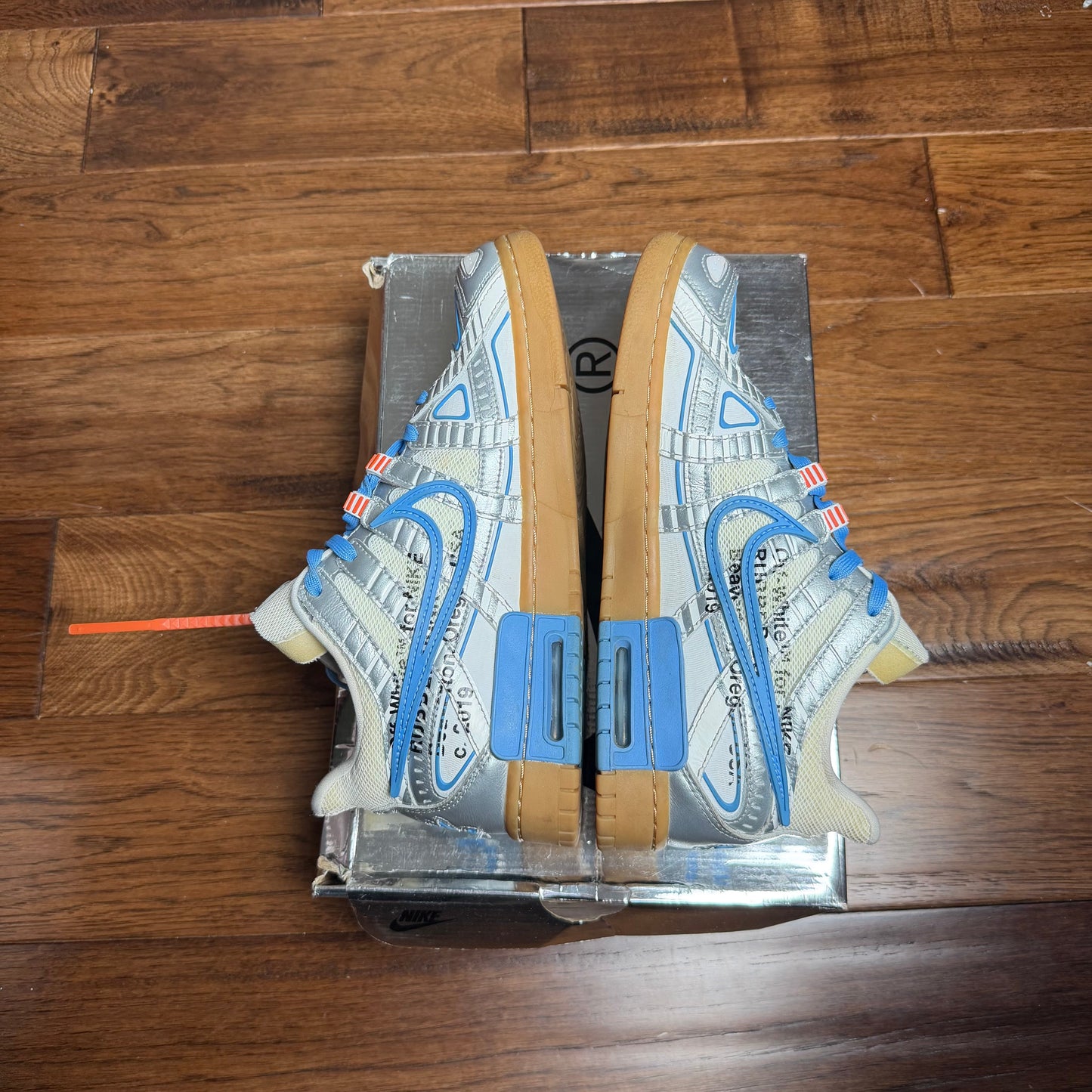 Nike Air Rubber Dunk Off-White UNC (Pre-Owned)