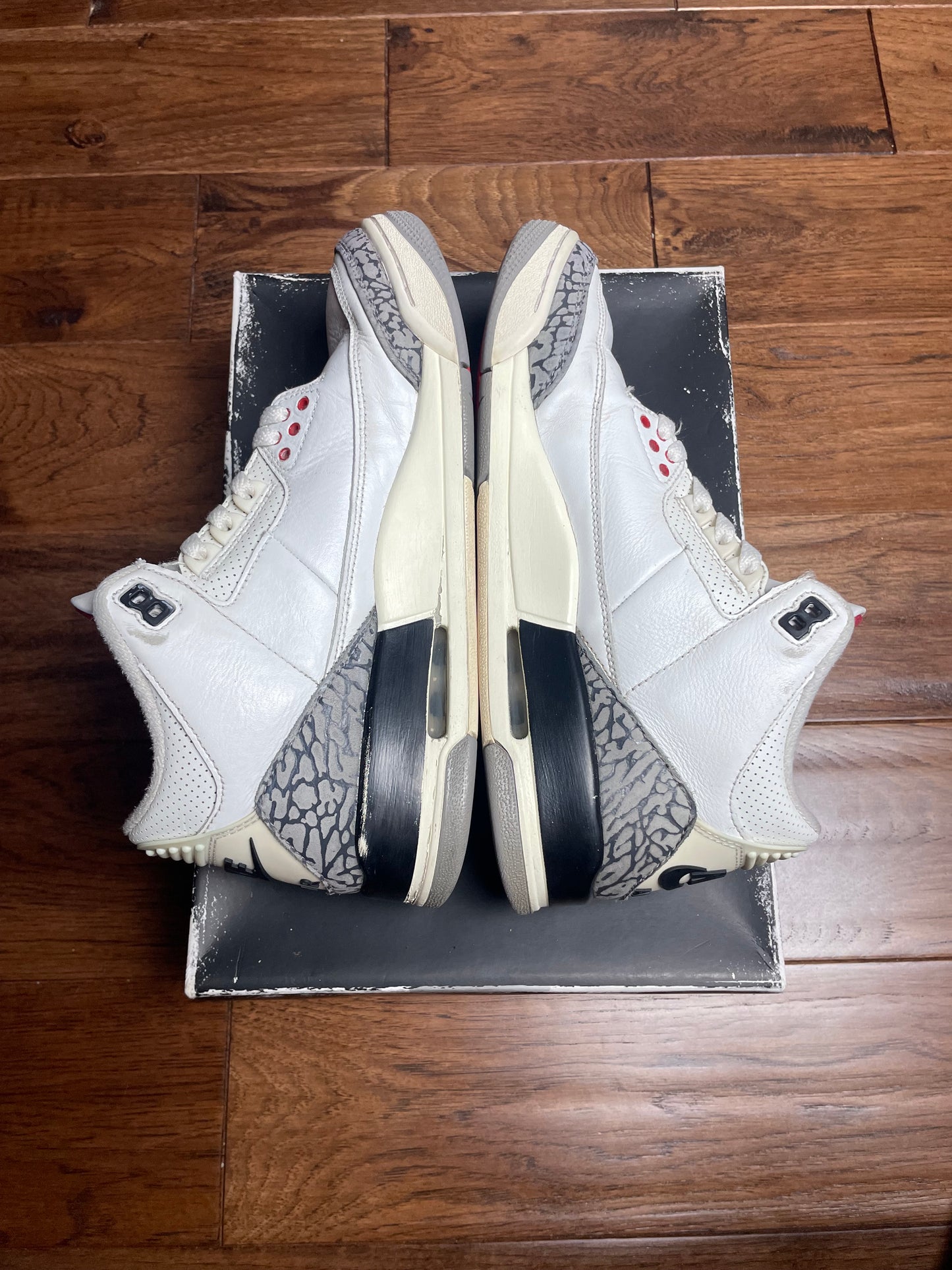 Jordan 3 White Cement Reimagined (Pre-Owned)