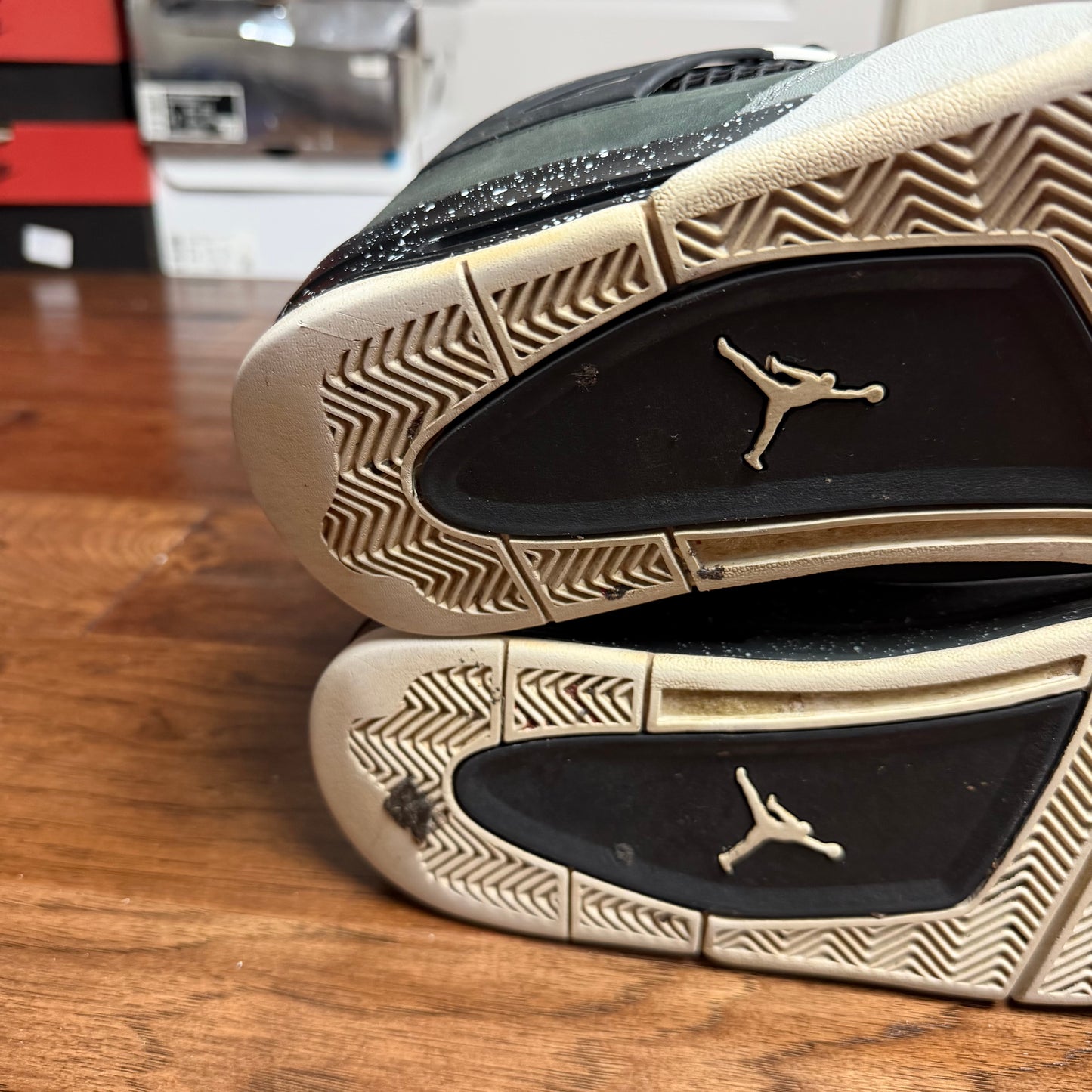 Jordan 4 Fear (2024) (Pre-Owned, No Box)