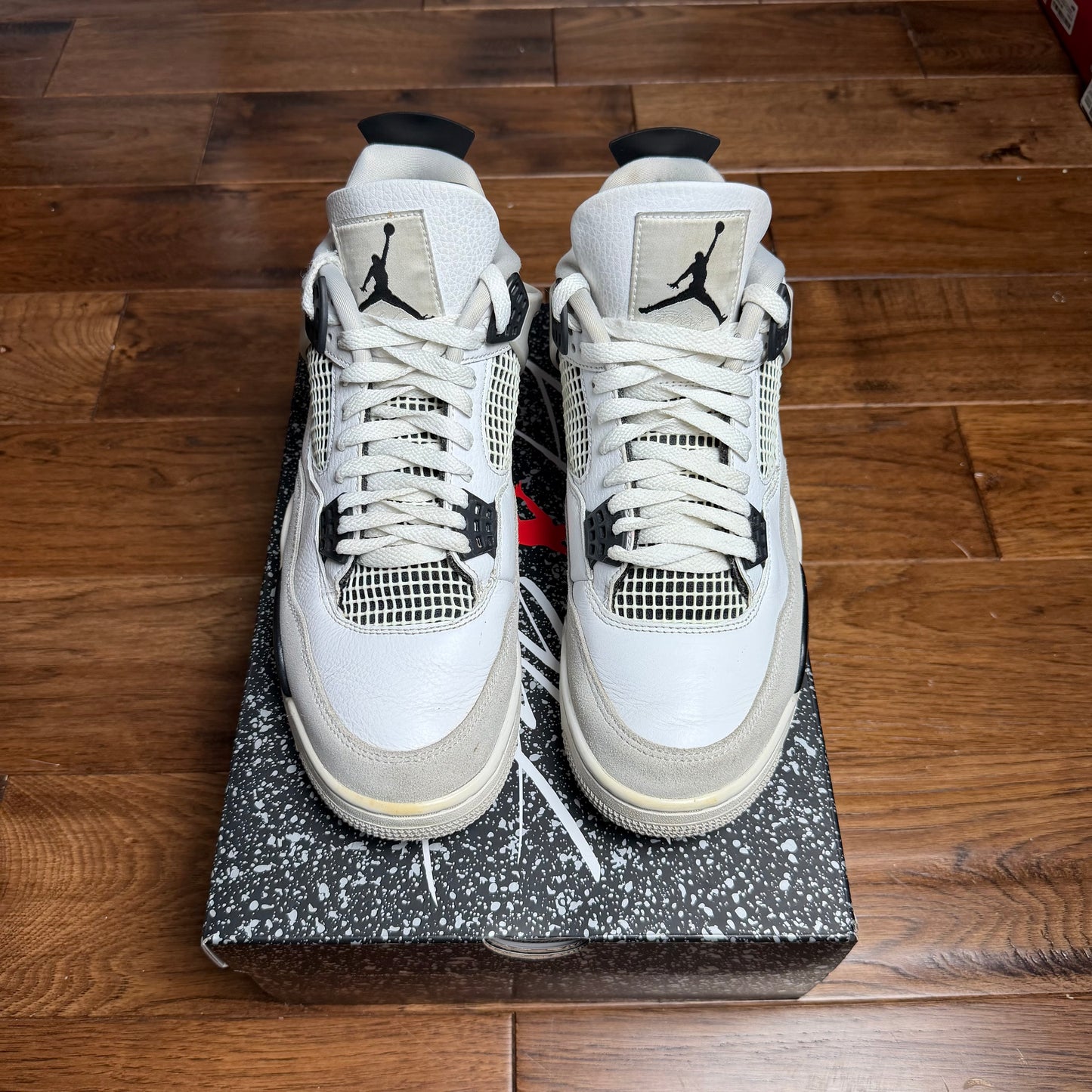 Jordan 4 Military Black (Pre-Owned)