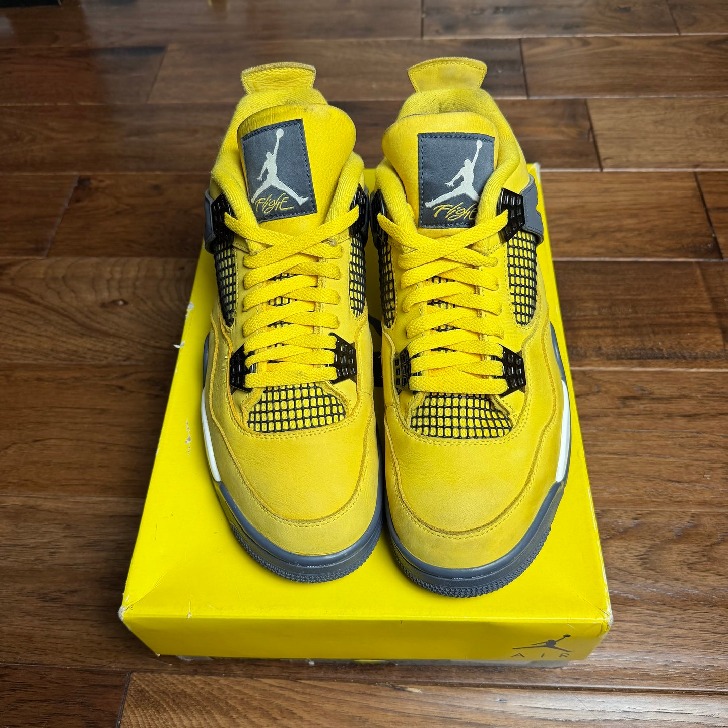 Jordan 4 Lightning (2021) (Pre-Owned)