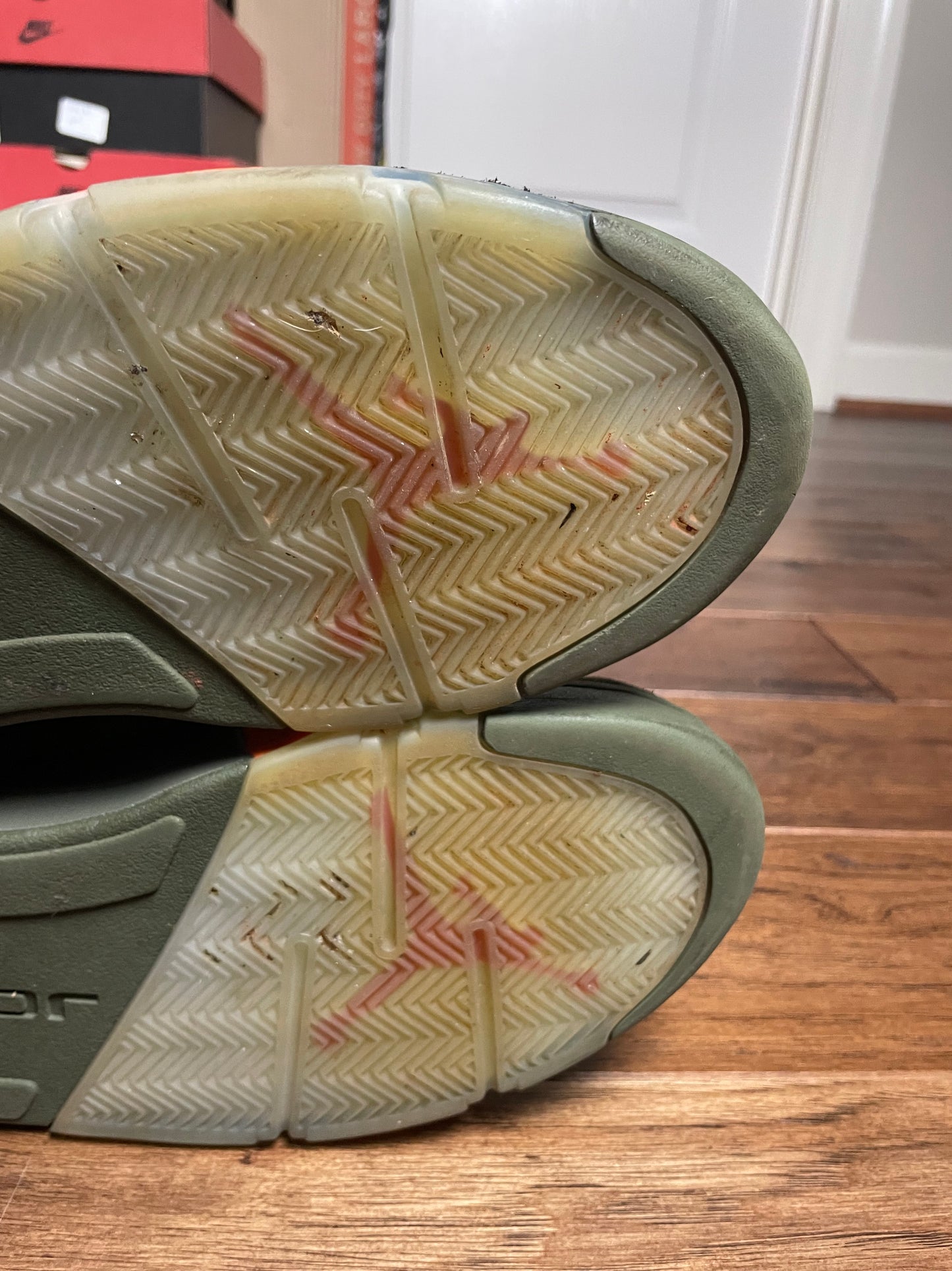 Jordan 5 Olive (2024) (Pre-Owned, No Box)