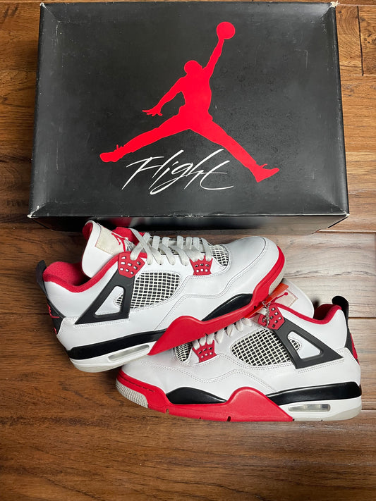 Jordan 4 Fire Red (2020) (Pre-Owned)