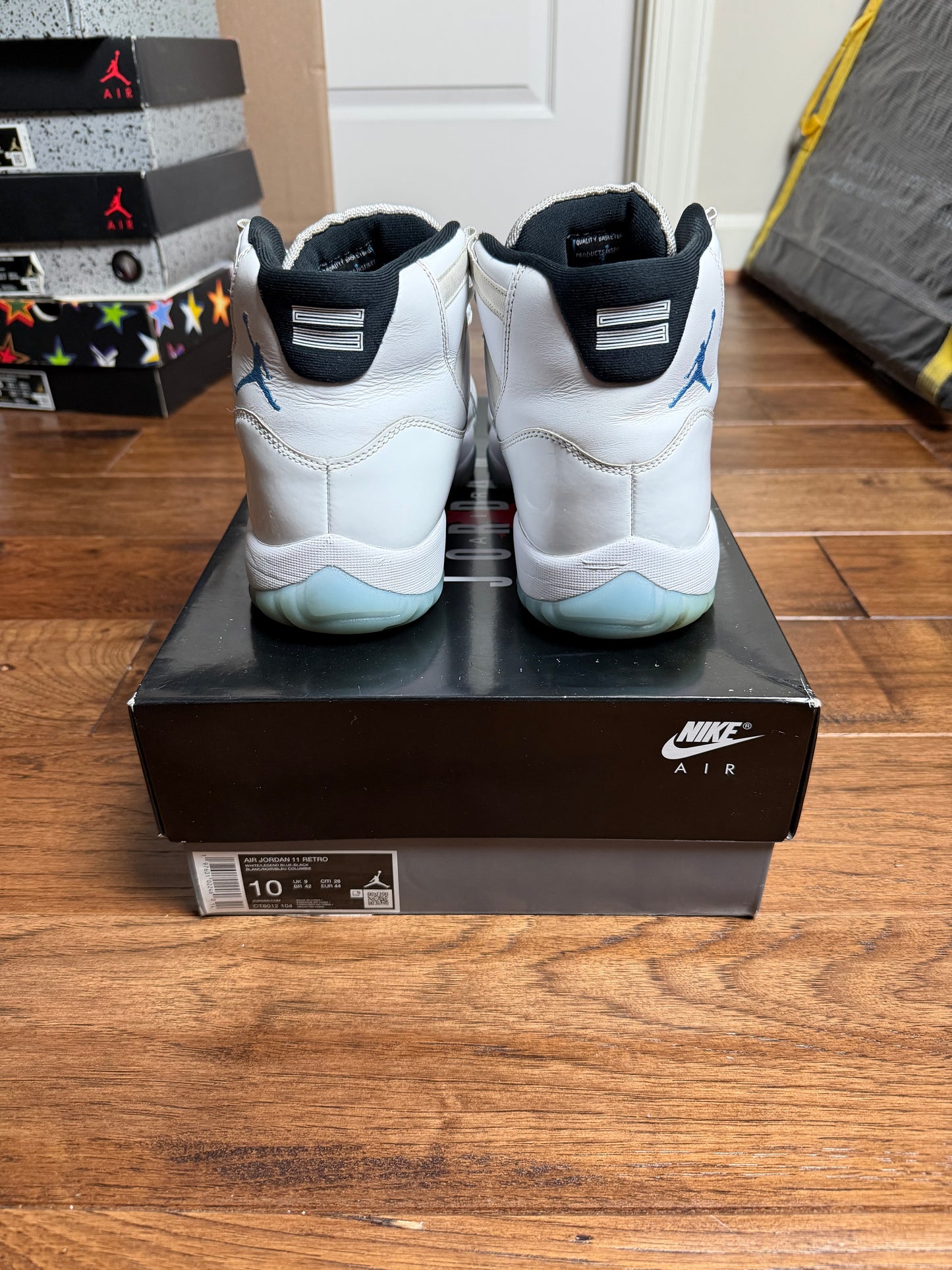 Jordan 11 Legend Blue (2024) (Pre-Owned)