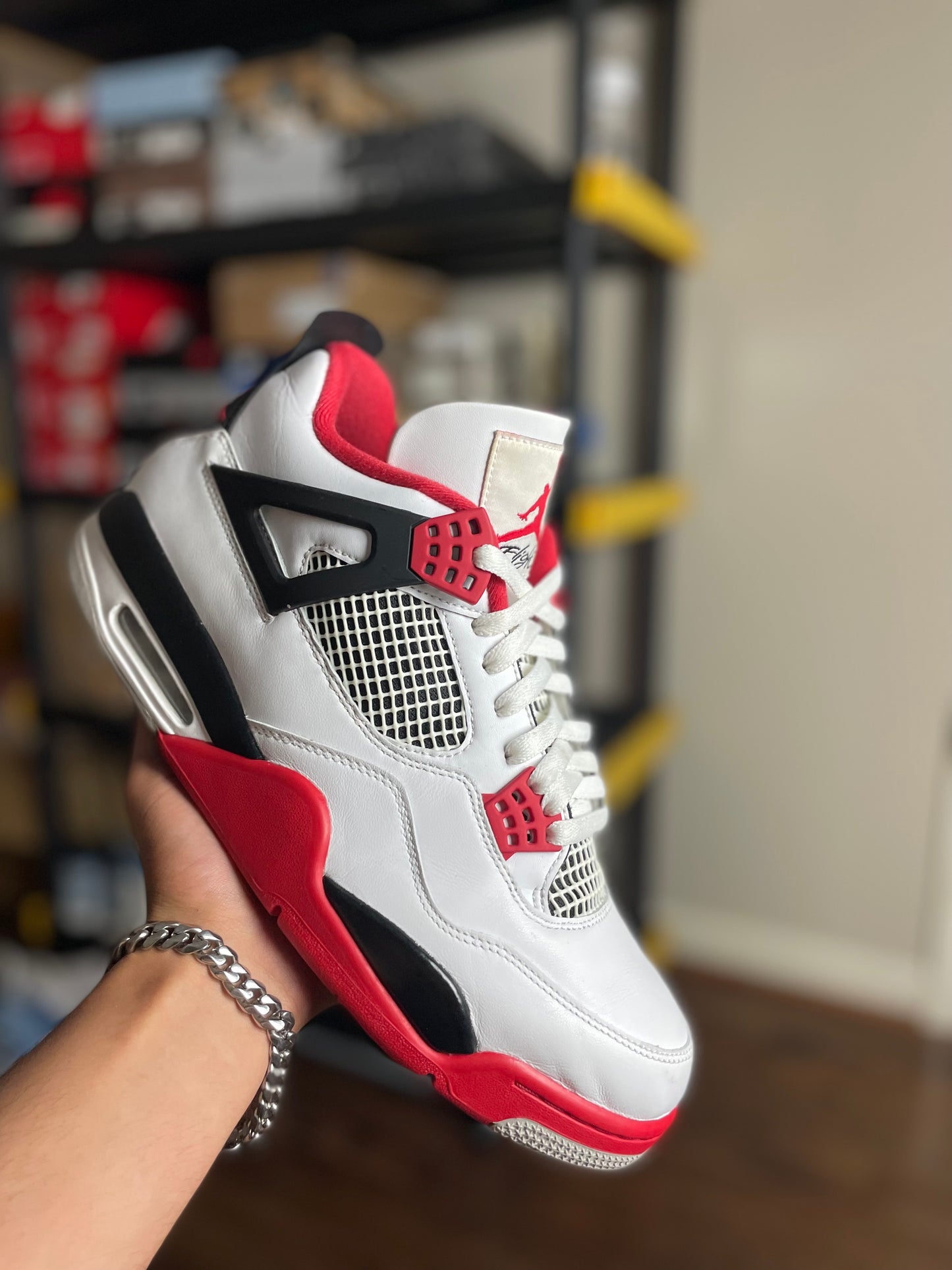 Jordan 4 Fire Red (2020) (Pre-Owned)