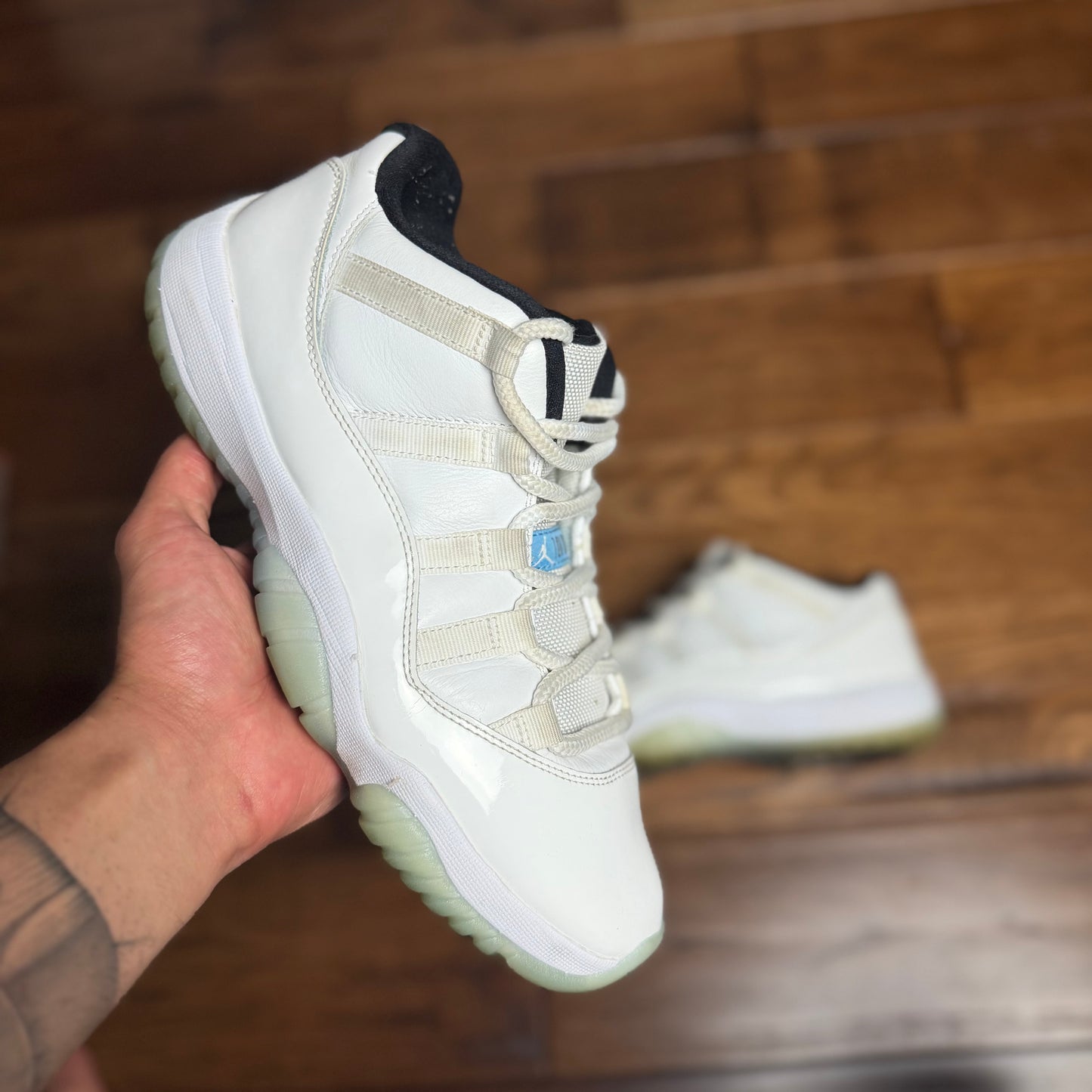 Jordan 11 Low Legend Blue (Pre-Owned, No Box)