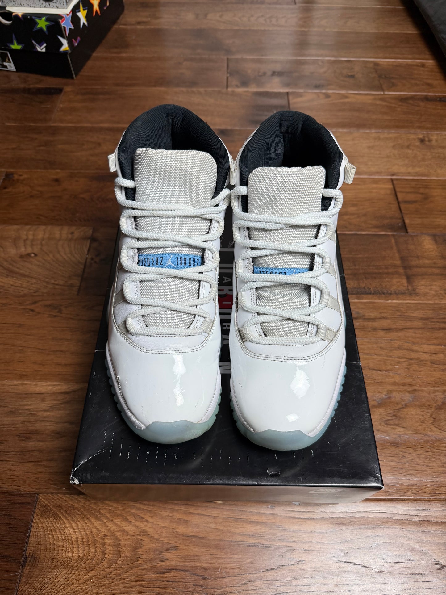 Jordan 11 Legend Blue (2024) (Pre-Owned)