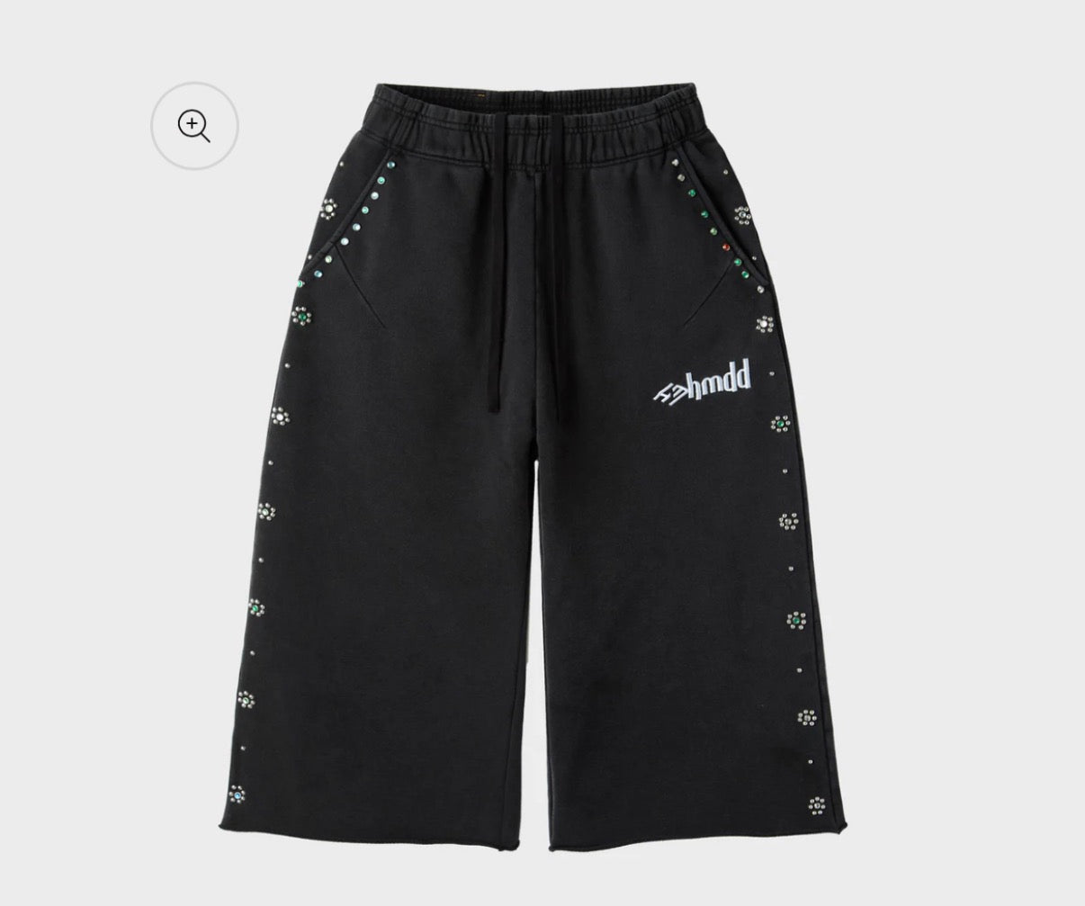 HMDD Flower Studded 3/4 Shorts “Black”